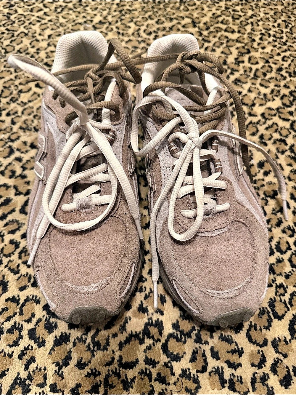 New Balance Women's Brown Sneakers 204L